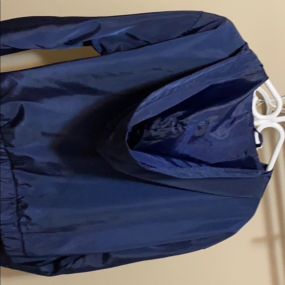 Outer edge wind breaker - Picture 3 of 3